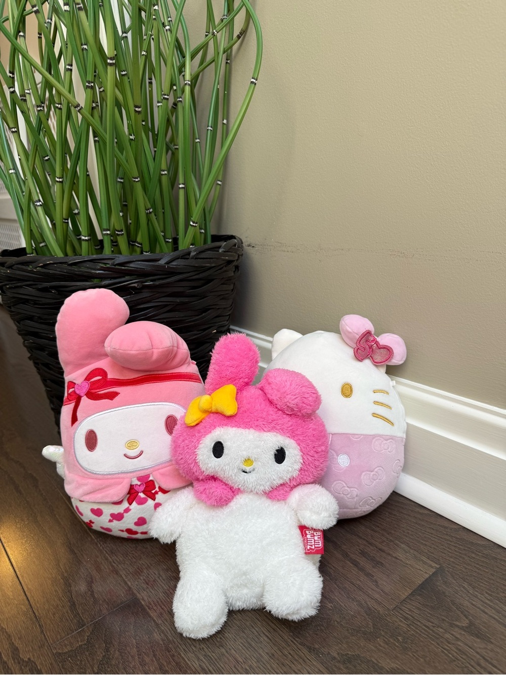 NWT Sanrio Hello Kitty & BumBumz My Melody Plush Toys Set Animals Collectible